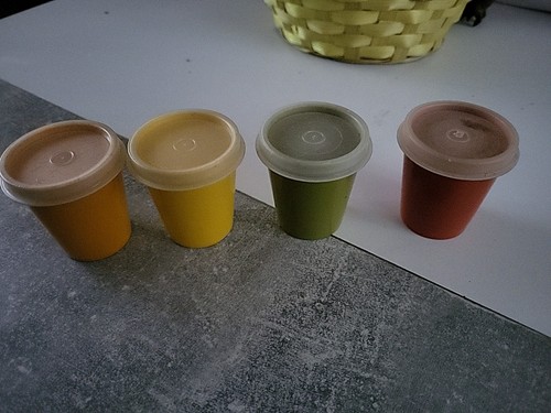 Tupperware vier wichtel - wichtel, je